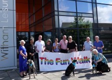 Essex-Therapy-Dogs-Members-with-Fun-Walk-Trustees-and-Richard-Moss-v4